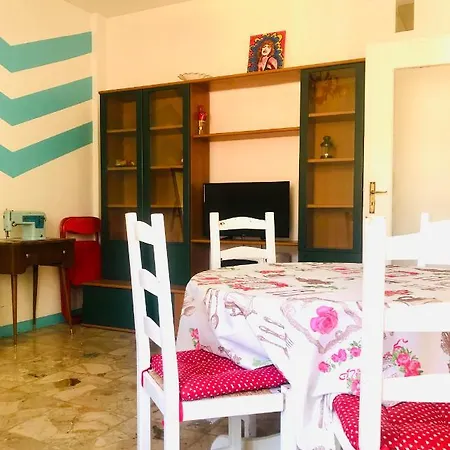 Peaceful 1 Minute Walk To The * Βεντιμίλια